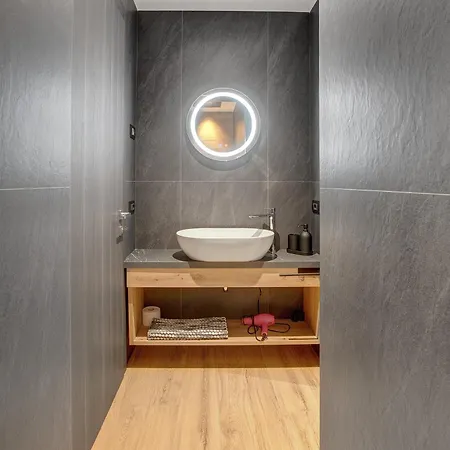 Kb בקתה ליביניו